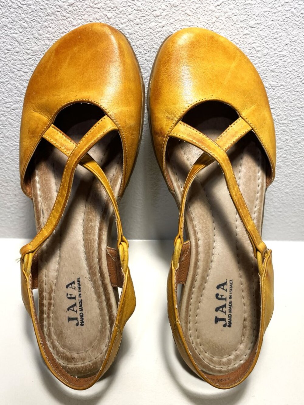 JAFA Women's Yellow Cross-Strap Sandals - Picture 9 of 9